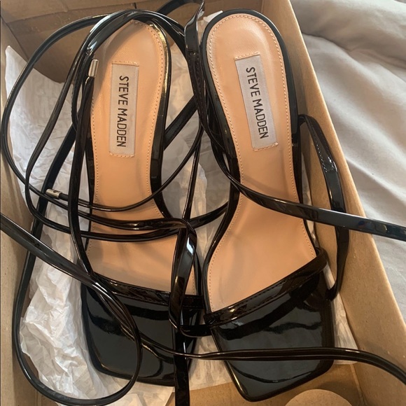 Steve Madden uplift heels - Picture 1 of 7